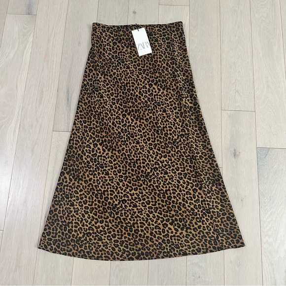 Zara Dresses & Skirts - Zara Brown Leopard A-Line Skirt